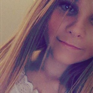 Meet your Posher, Mallory